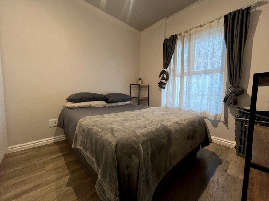 2 Bedroom Property for Sale in Buh Rein Estate Western Cape